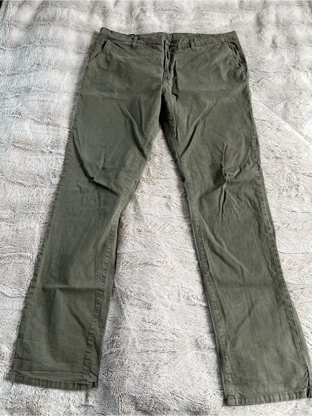 Oakley Men's Olive Green Chino Pants